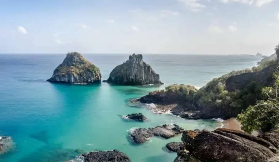 fernando-de-noronha As melhores praias brasileiras para viajar com filhos adolescentes